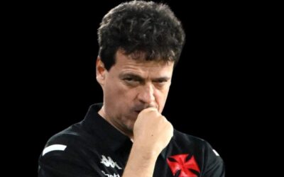 Vasco vence o Melgar por 3 a 0, mas segue em alerta.